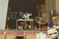 1982-01-10 Doe mer wa show 9 CV de Batmutsen 04 1982-01-10 Doe mer wa show 9 CV de Batmutsen 04